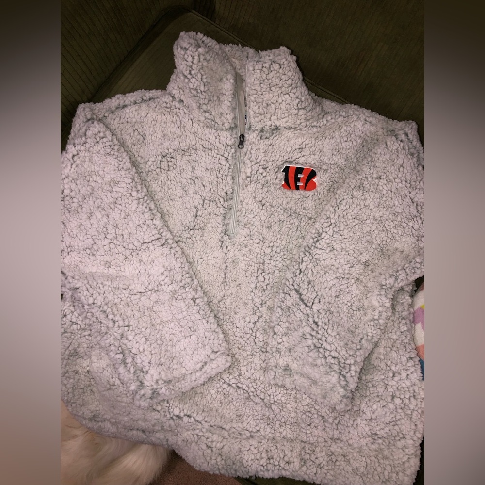 Bengals Sherpa half zip